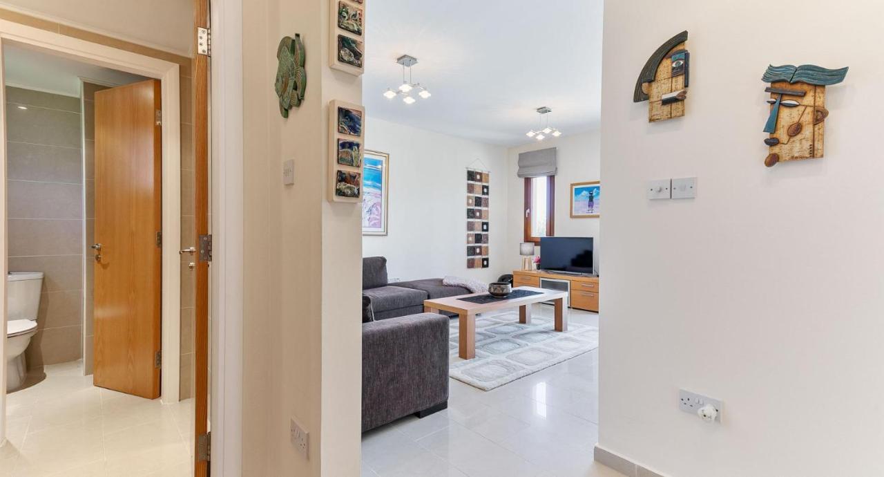 Fantastic Junior Villa Cz02 Salamis With Gorgeous Views, Aphrodite Hills Kouklia Luaran gambar