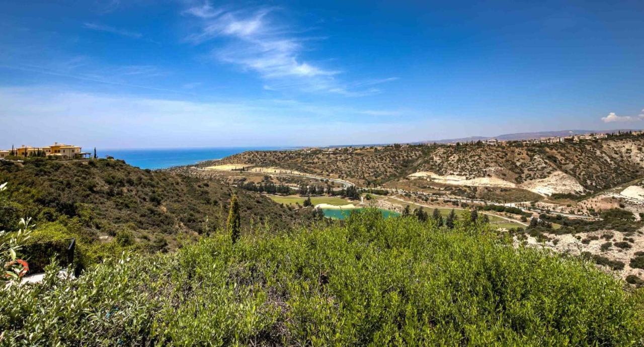 Fantastic Junior Villa Cz02 Salamis With Gorgeous Views, Aphrodite Hills Kouklia Luaran gambar