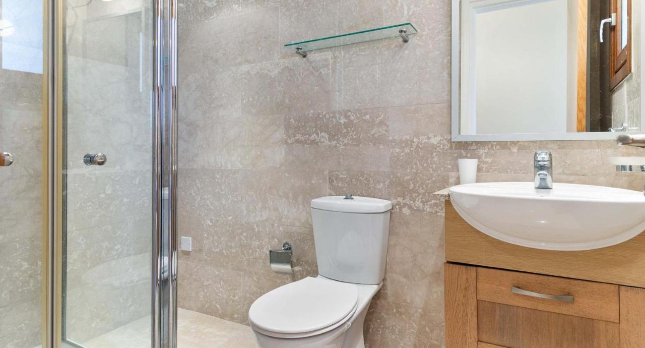 Fantastic Junior Villa Cz02 Salamis With Gorgeous Views, Aphrodite Hills Kouklia Luaran gambar