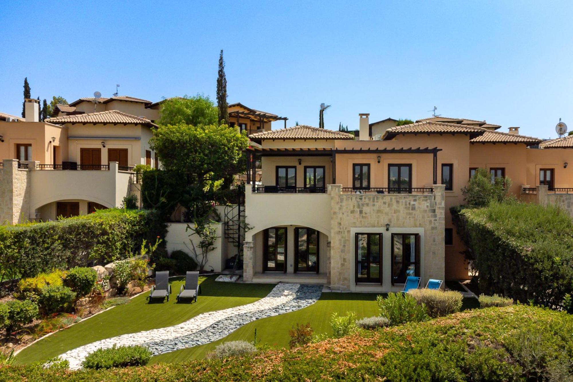 Fantastic Junior Villa Cz02 Salamis With Gorgeous Views, Aphrodite Hills Kouklia Luaran gambar