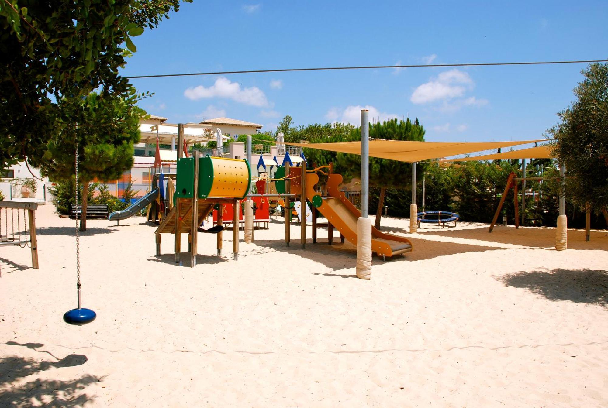 Fantastic Junior Villa Cz02 Salamis With Gorgeous Views, Aphrodite Hills Kouklia Luaran gambar